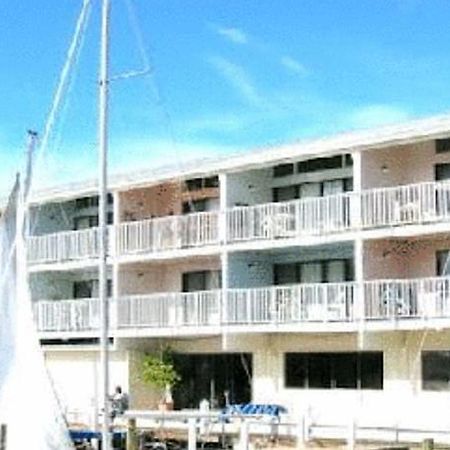 Cedar Cove Beach And Yacht Club Aparthotel Cedar Key Buitenkant foto