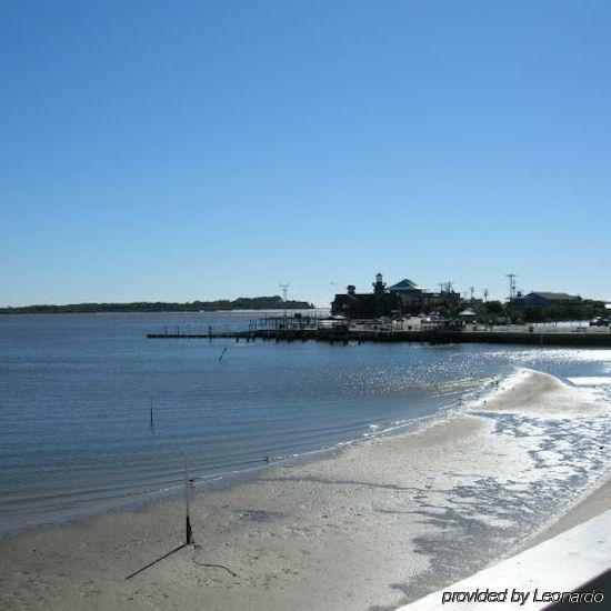 Cedar Cove Beach And Yacht Club Aparthotel Cedar Key Buitenkant foto